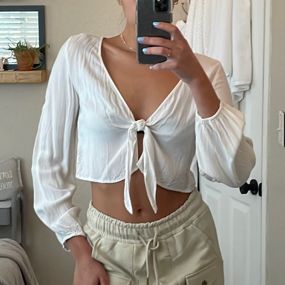 Tie crop top